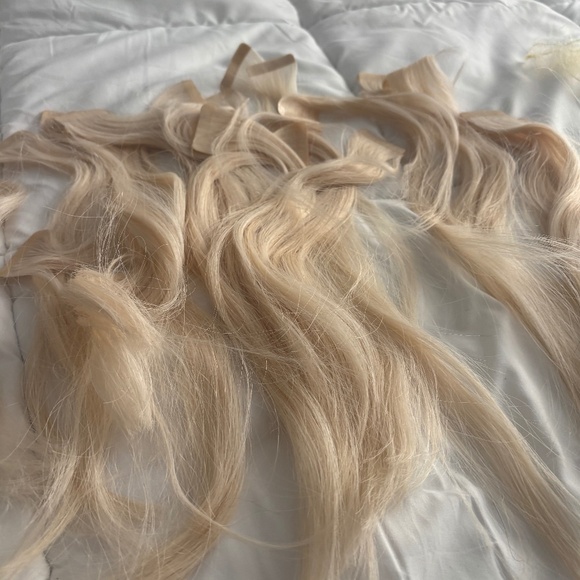 Brand new 16”platinum, blonde human hair, tape and extensions 2 packs
